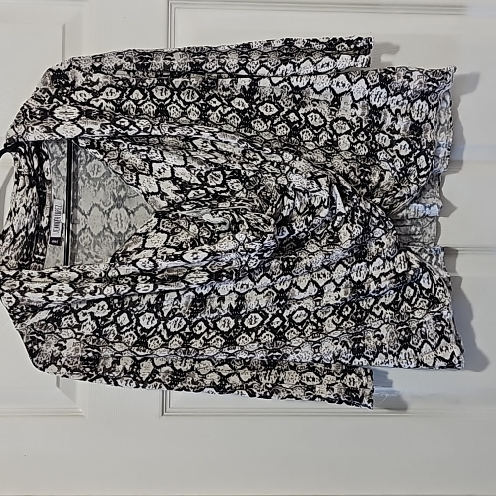 Women blouse